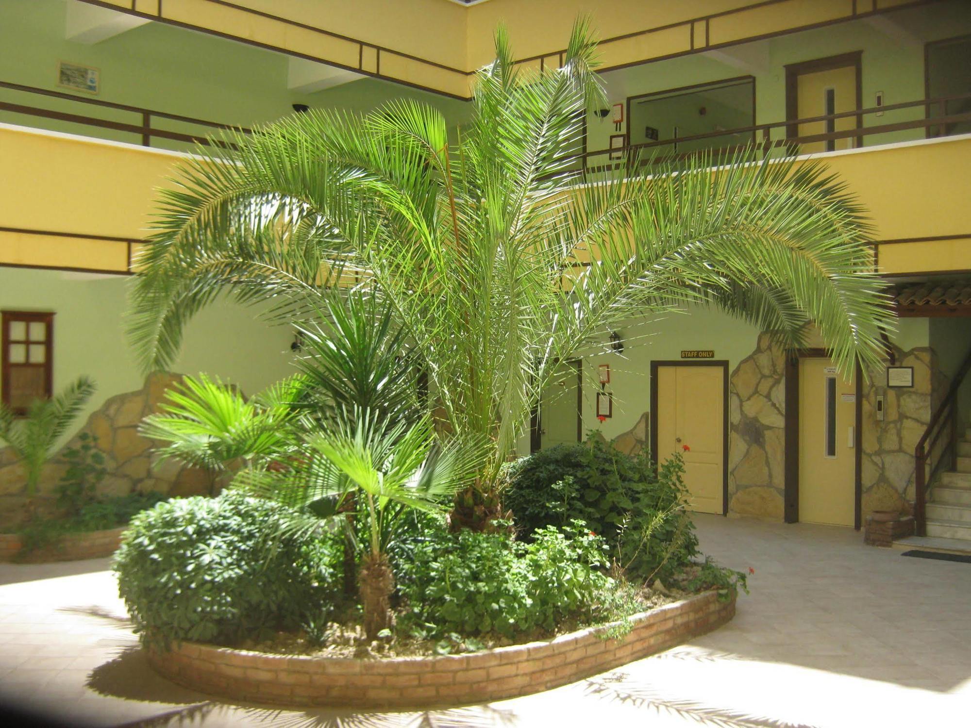 Oya Apartments Kusadasi Exterior photo